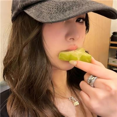 艳后多情
